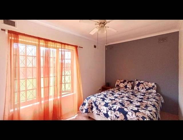 3 BEDROOM HOUSE FOR SALE IN ILLOVO GLEN